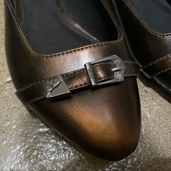 Diesel Metallic Leather Bronze Pointed Toe Flat 39 - Picture 3 of 5